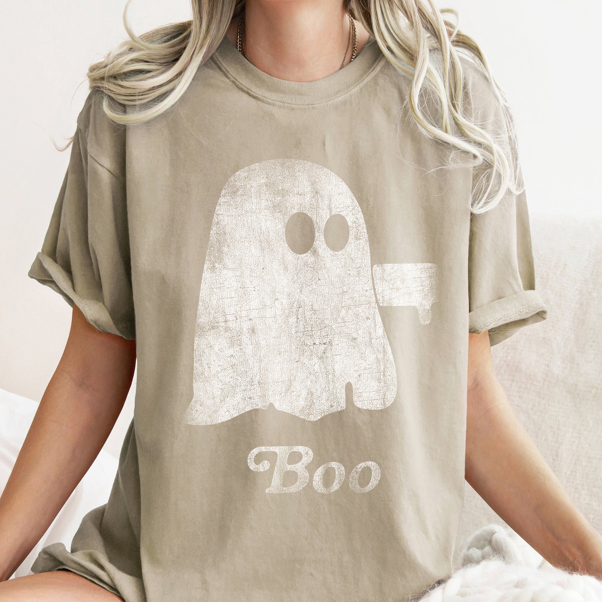 Boo Retro Ghost Spooky Season Vintage Cartoon Print Nostalgic Halloween Charm Limited Edition Comfort Colors Tee